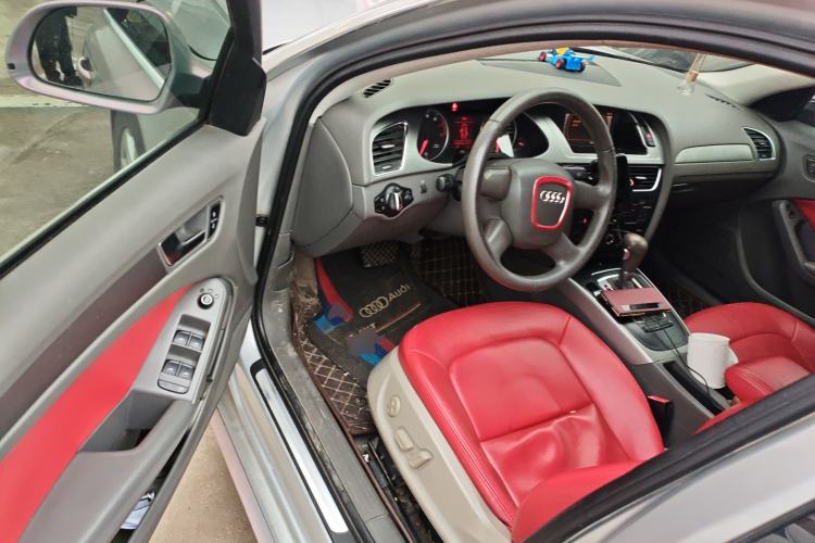 Used Audi A4L 2011 1.8 TFSI Comfort Model
