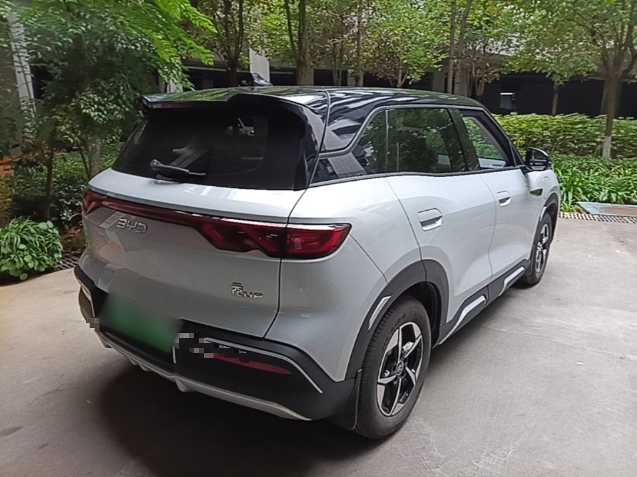 BYD Yuan UP 2024 401KM Leading Edition — снимка 6