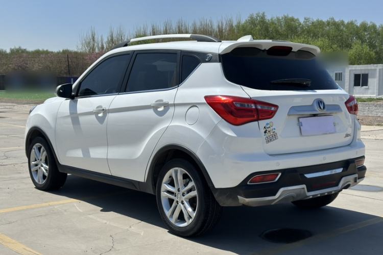 Used CHANGAN CS35 2017 1.6L Automatic Luxury Model Exterior 4