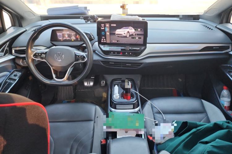 Used Volkswagen ID.4 CROZZ 2021 Long-Range PRO Two-Wheel Drive Version Center Console