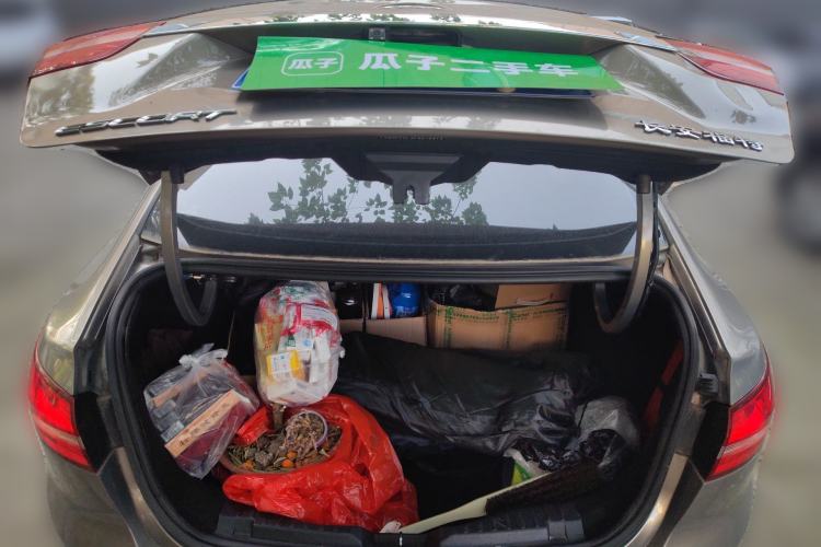 Used Ford Escort 2015 1.5L Automatic Fashion Model Trunk