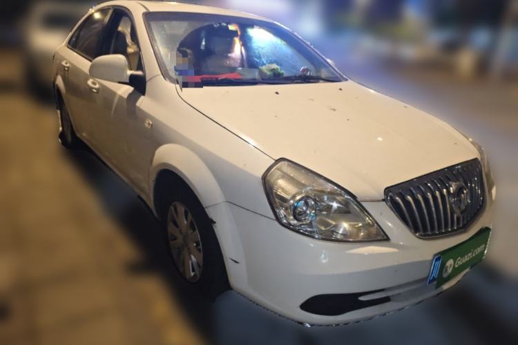 Used Buick Excelle 2015 1.5L Manual Classic Trim Front Right 45 Deg