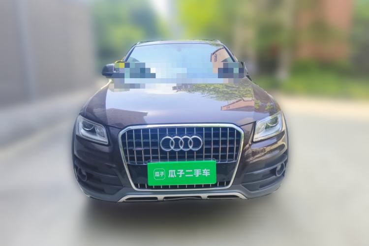 Used Audi Q5 2018 Collector's Edition 40 TFSI Technology Model
