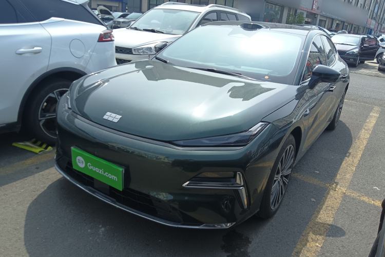 Used Geely Galaxy 8 2025 130km EM-P Starship Edition