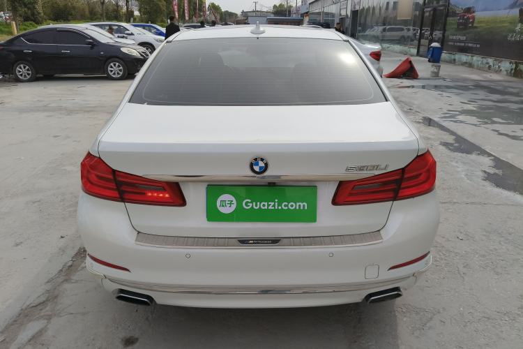 Used BMW 5 Series 2018 Facelifted 530Li Luxury Edition Premium Package
