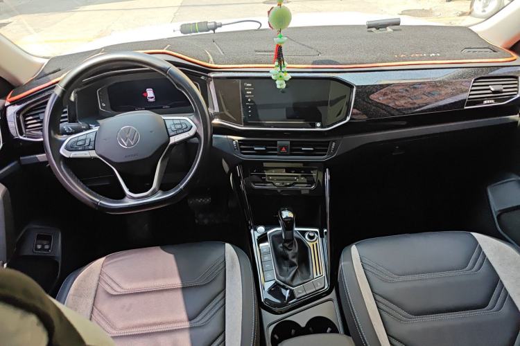Used Volkswagen Tayron GTE Plug-in Hybrid 2020 1.4T Luxury Model Center Console