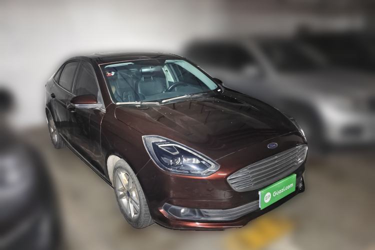 Used Ford Escort 2019 Revised Version 1.5L Automatic Enjoyment Type China VI Standard Front Right 45 Deg