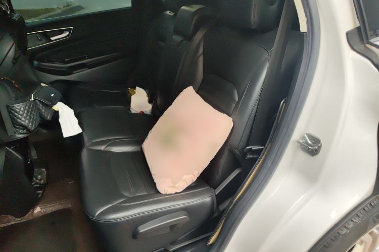 Used Ford Edge 2016 EcoBoost 245 Two-Wheel-Drive Titanium 7-Seater
