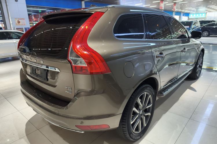 Used Volvo XC60 2017 T5 AWD Smart Upgrade Edition