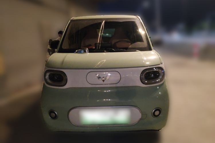 Used Wuling Hongguang MINIEV 2024 3rd Generation 215km Youth Edition Front