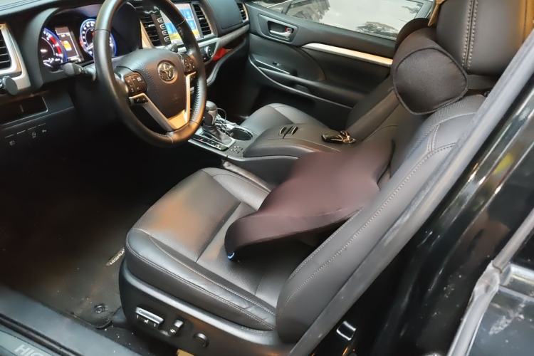 Used Toyota Highlander 2018 2.0T Four-Wheel Drive Luxury Version 7 Seats China VI Standard Left Front Seat