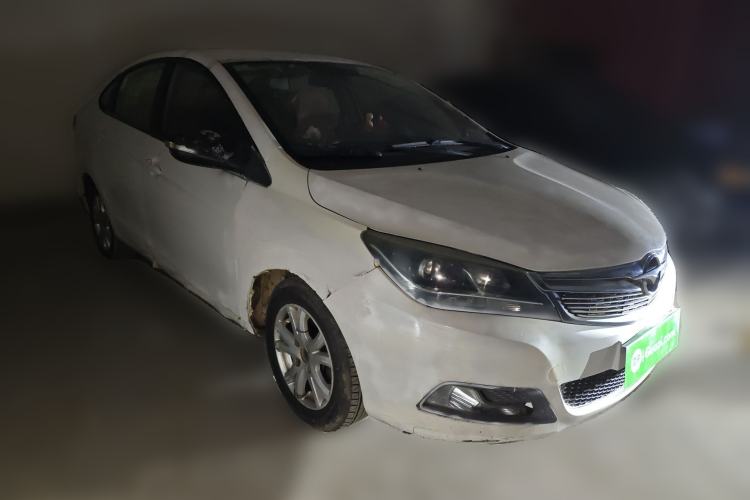 Used Haima M3 2013 1.5L Manual Elite Model Front Right 45 Deg