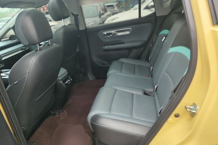 Used AION Y 2022 Plus 70 Smart Edition Left Rear Seat