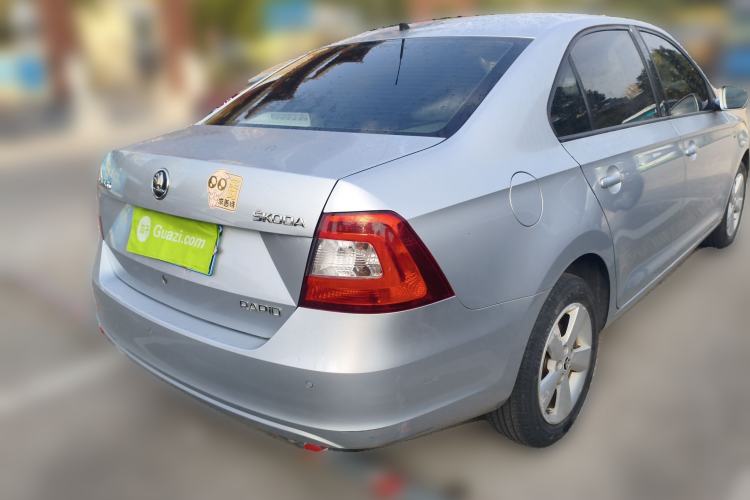 Used Skoda Rapid 2015 1.6L Automatic Smart Selection Model
