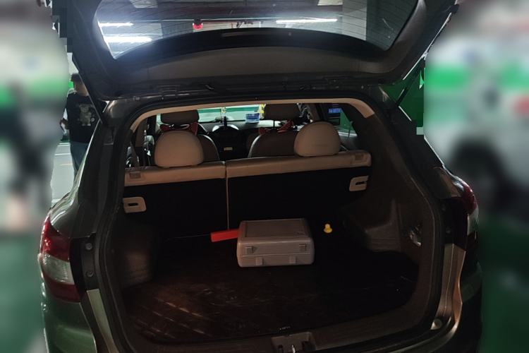 Used Hyundai ix35 2013 2.0L Automatic Two-Wheel Drive Smart GLS China IV Standard