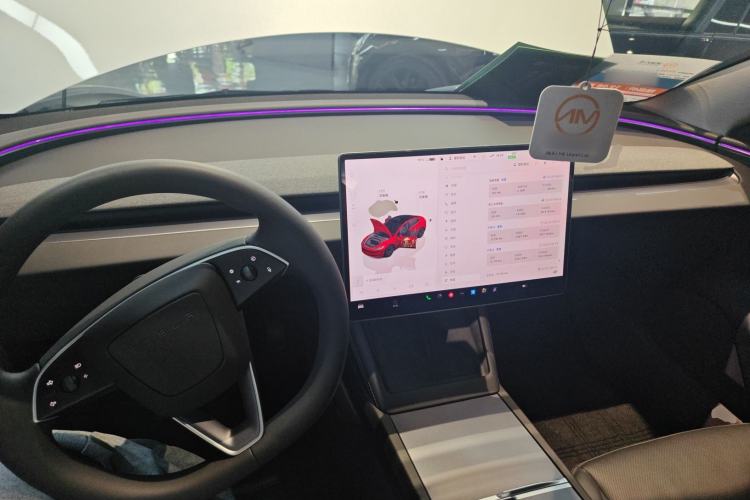 Used Tesla Model 3 2025 Rear-Wheel-Drive Version Center Console