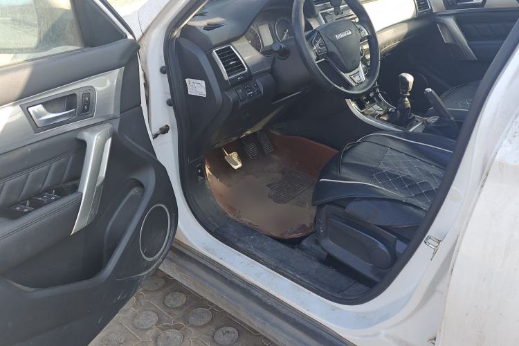 Used Haval H2 2016 Red-Label 1.5T Manual Two-Wheel Drive Comfort Model
