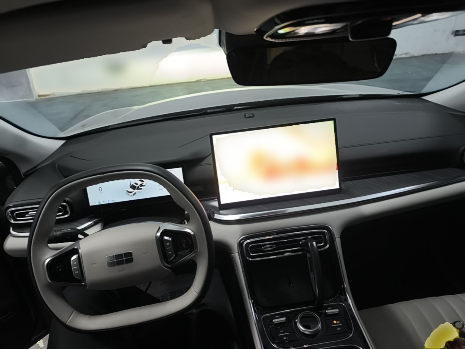 Geely Galaxy Stellar 6 2026 Model 125km Exploration+ Edition — снимка 12