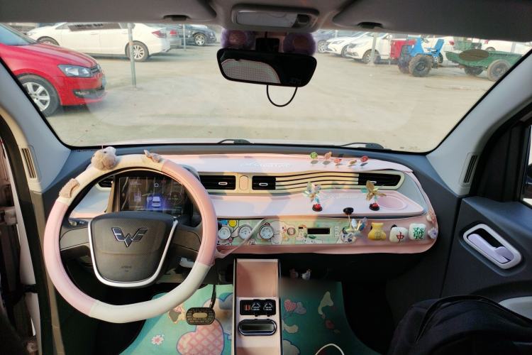 Used Wuling Hongguang MINIEV 2022 Macaron Premium Model – Lithium Iron Phosphate
