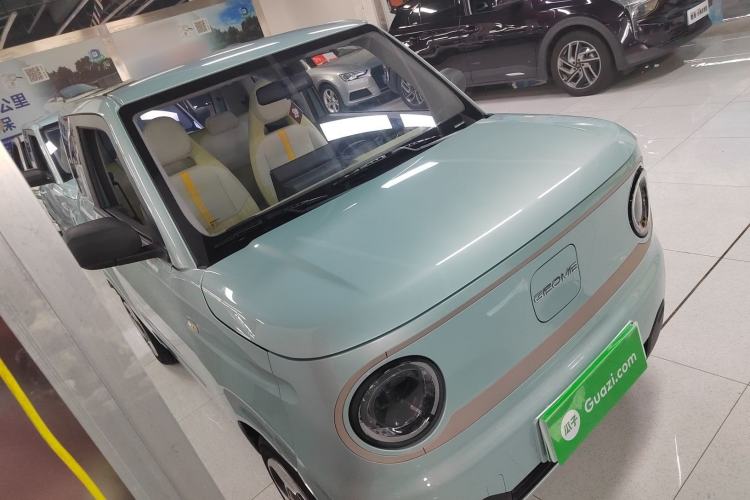 Used Geely Galaxy Panda 2023 Panda Mini 200km Dynamic Bear Front Right 45 Deg