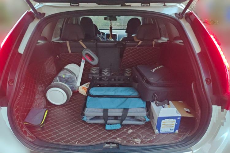 Used Volvo XC60 2017 T5 Smart Upgrade Edition Trunk