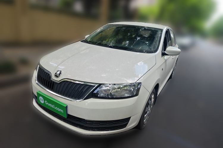 Used Skoda Rapid Spaceback 2014 1.6L Manual Enjoyment Edition