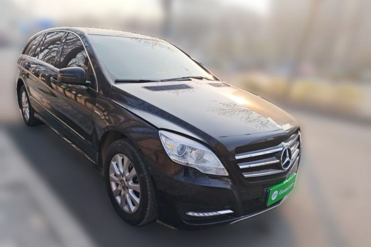 Used Mercedes-Benz R-Class 2017 R 320 4MATIC Business Edition Prestige Model
