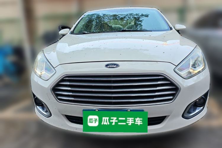 Used Ford Escort 2015 1.5L Automatic Fashion Model