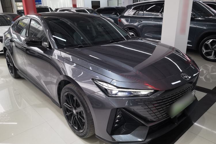 Used Changan UNI-V iDD 2023 ZhiDian iDD 1.5T 113km ZhiKu Model
