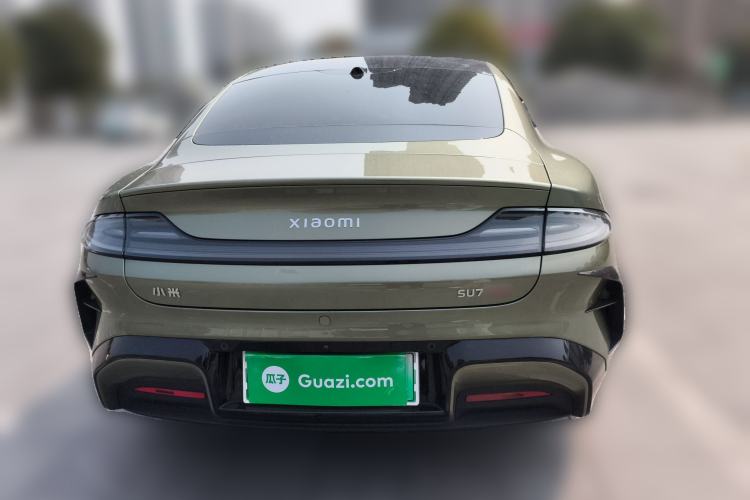 Used Xiaomi Auto SU7 2024 Four-Wheel Drive Ultra-Long Range Advanced Intelligent Driving Max Edition
