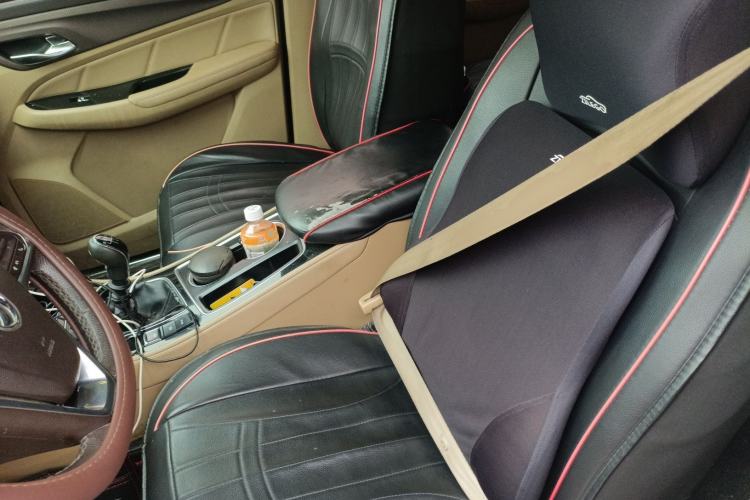 Used Baojun 730 2017 1.5T Manual Style 7 Seats China V