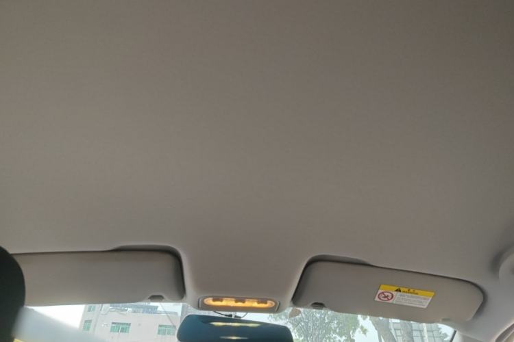 Used Venucia T70 2015 2.0L Manual RuiQu Version Headliner