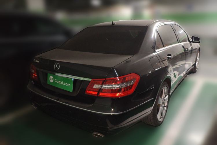 Used Mercedes-Benz E-Class 2013 E 300 L Elegant Model
