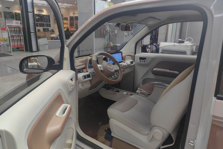 Used Wuling Hongguang MINIEV 2024 3rd Generation 215km Advanced Version