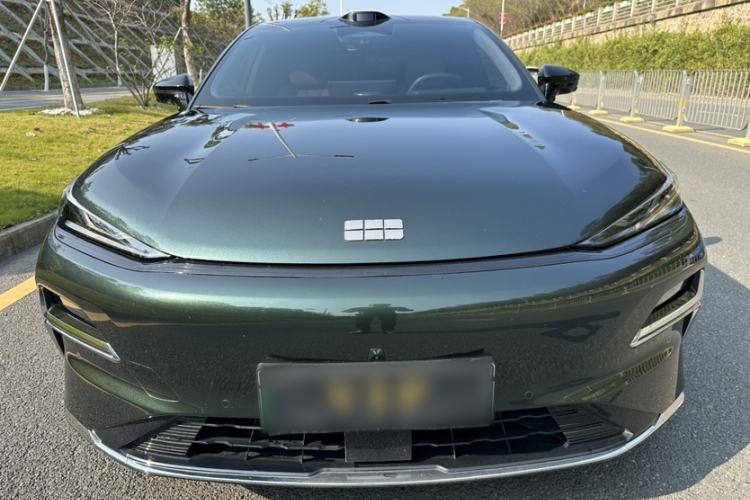 Used Geely Galaxy 8 2025 130km EM-P Starship Edition Exterior 3