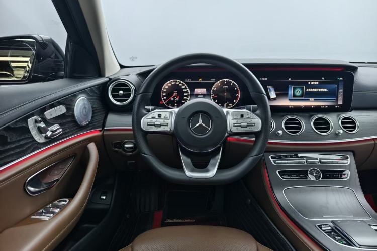 Used Mercedes-Benz E-Class 2019 Restyled E 300 L Sporty and Stylish Edition Steering Wheel