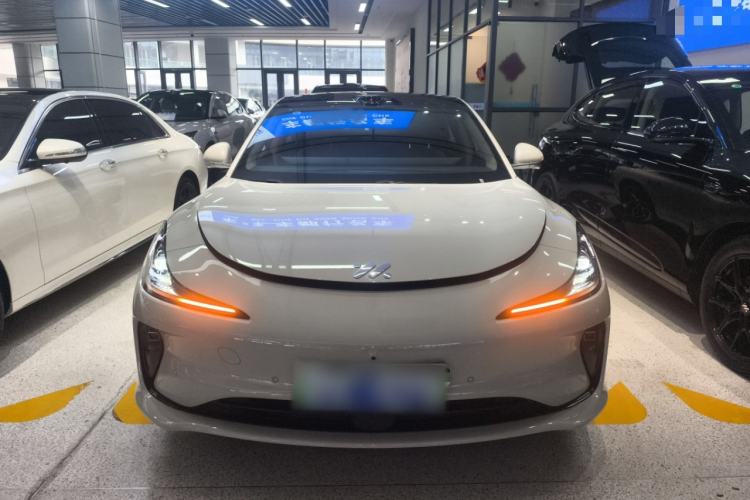 Used IM L6 2025 Ultra Model Front