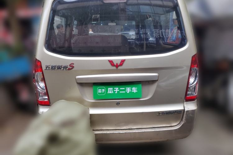 Used Wuling Rongguang 2014 1.2L S Base Model
