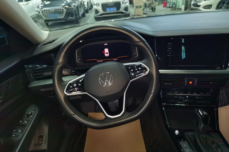 Used Volkswagen Passat 2023 Revised 330TSI Starry Elite Edition Steering Wheel