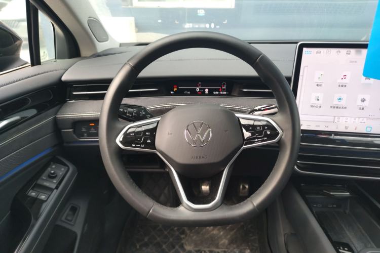 Used Volkswagen ID.7 VIZZION 2024 PRO Model Steering Wheel