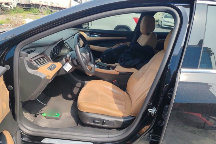 Used Buick LaCrosse 2016 28T Premium Edition
