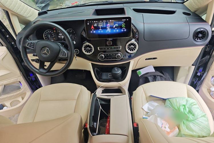 Used Mercedes-Benz Vito 2023 2.0T Elite Version 7 Seats
