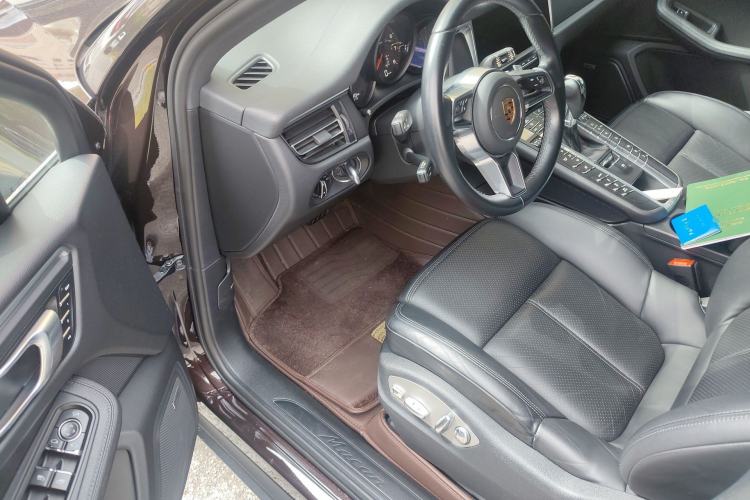 Used Porsche Macan 2021 Macan 2.0T Driver Seat