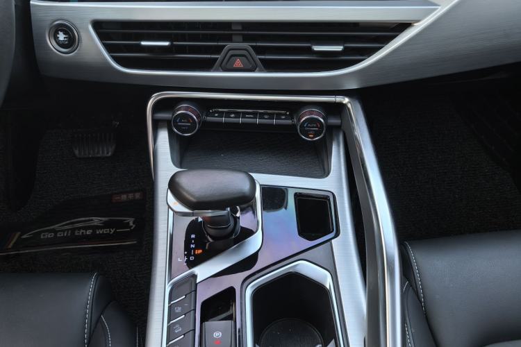 Used Geely Auto Monjaro New Energy 2019 400T YAOXINGZHE Pure Electric Range 80 KM