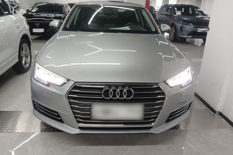 Used Audi A4L 2018 30th Anniversary Edition 40 TFSI Trendy Model