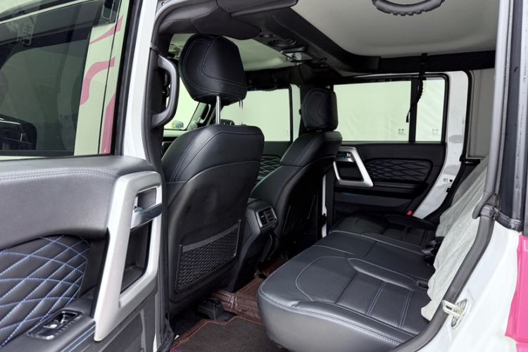 Used BAIC Off-Road BJ40 2024 2.0T Urban Hunter Honor Edition
