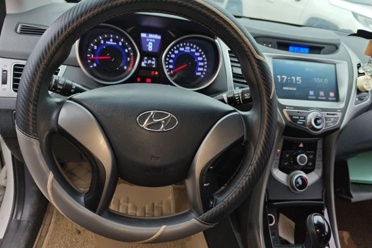 Used Hyundai Elantra (5th Generation / Langdong) 2015 1.6L Automatic Leading Model Steering Wheel