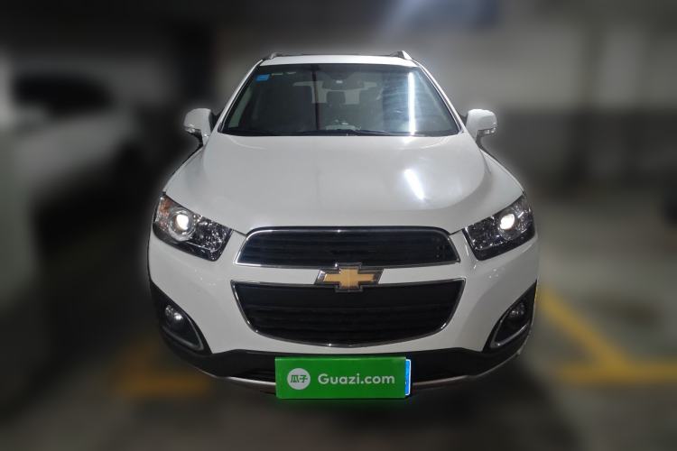 Used Chevrolet Captiva 2015 2.4L 4x4 Flagship Edition 7-Seater
