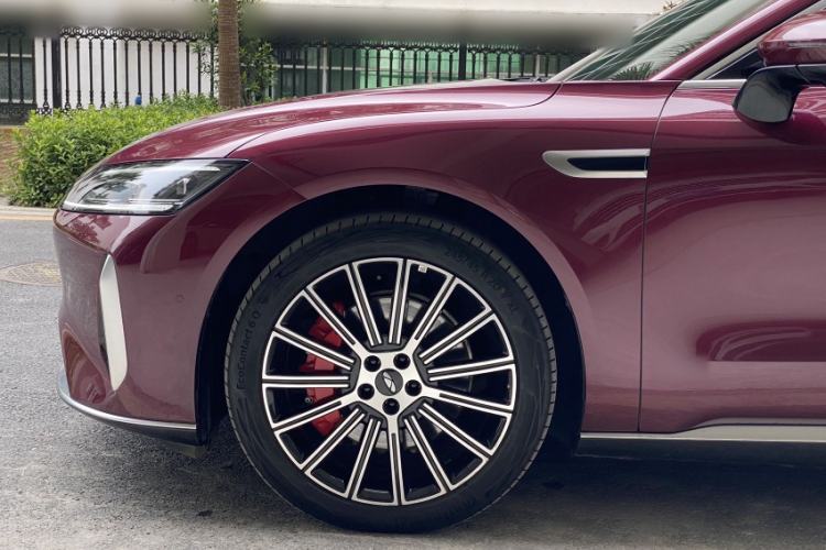 Used Chery Fulwin A9L 2025 Model, Guanghui Four-Wheel Drive Peak Edition
