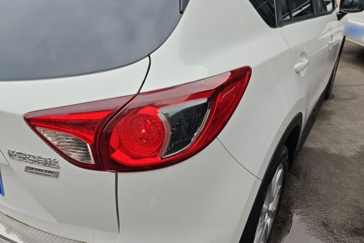 Used Mazda CX-5 2013 2.5L Automatic 4x4 Luxury Version Right Rear Taillight